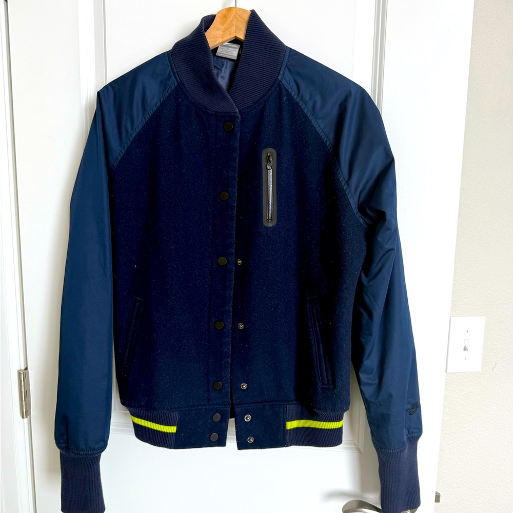 Nike unisex jacket